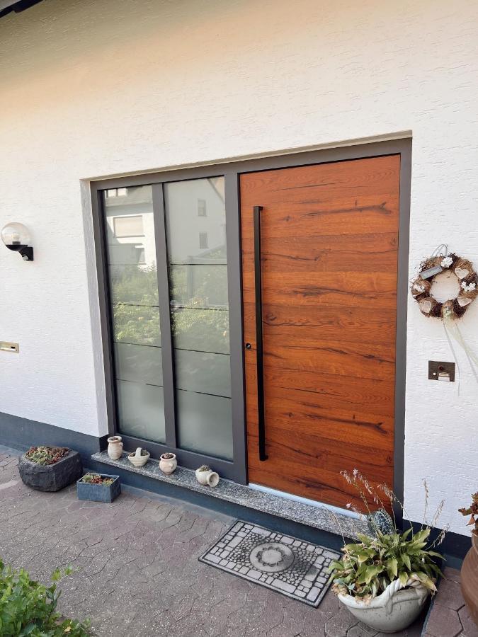 Ferienwohnung Moselflair Mit Direktem Blick Auf Die Mosel Und Weinberge Oberfell Kültér fotó