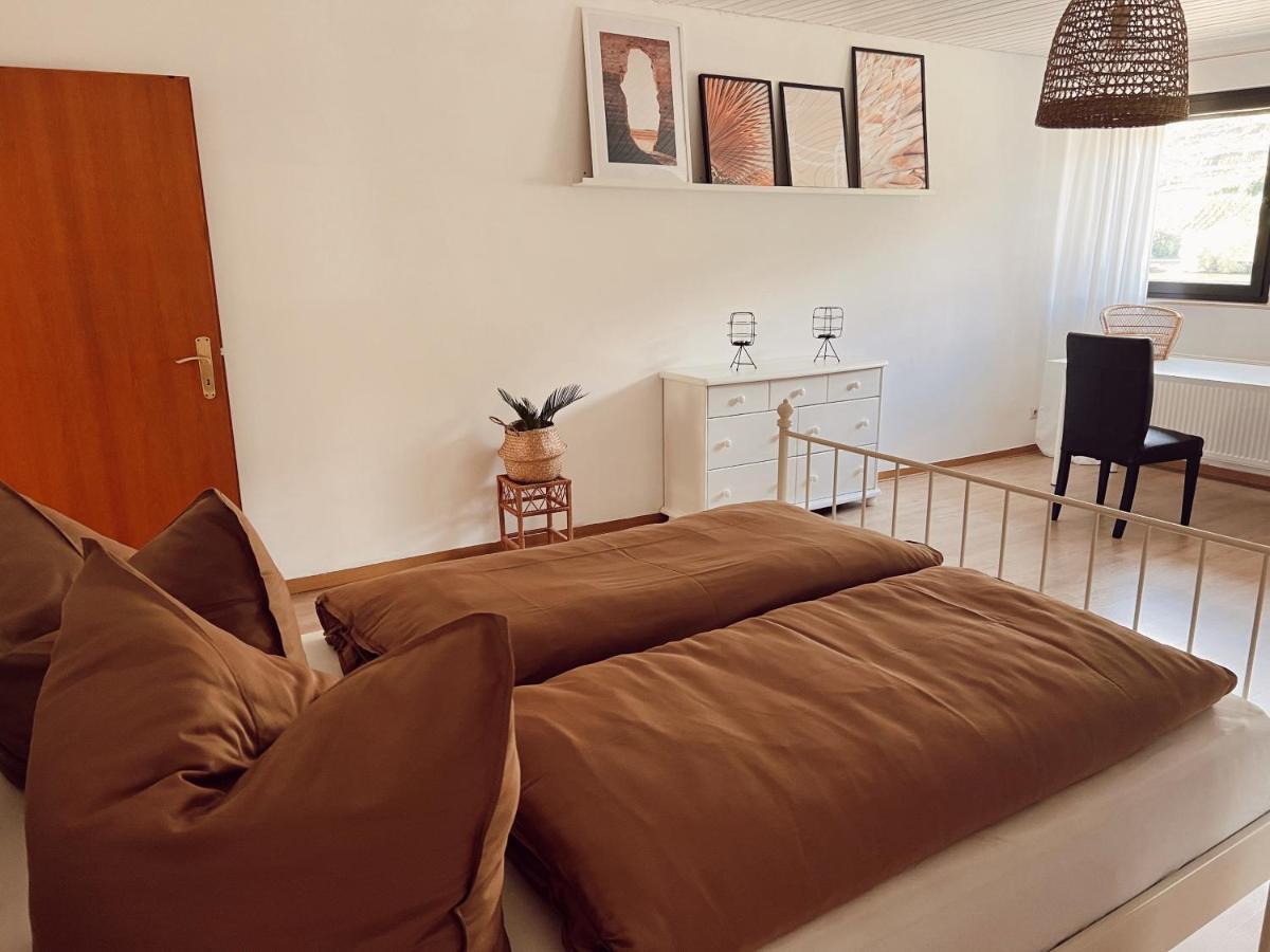 Ferienwohnung Moselflair Mit Direktem Blick Auf Die Mosel Und Weinberge Oberfell Kültér fotó